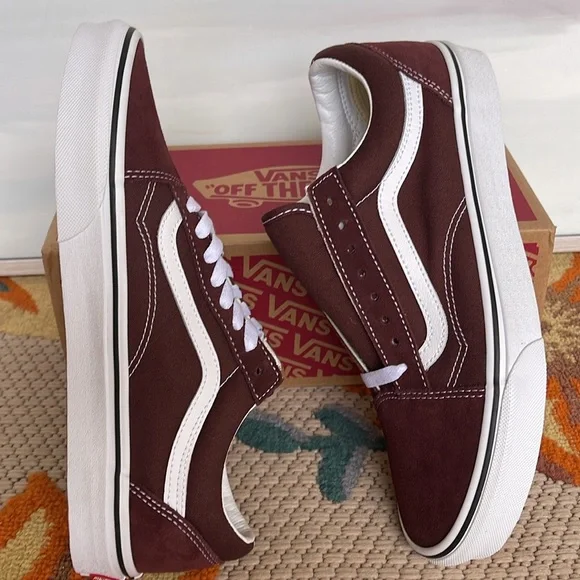 Vans WMNS Old SkoolColor Theory Bitter Chocolate VN0005UF7YOSneakers